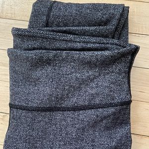 Lululemon Womens Leggings Size 8